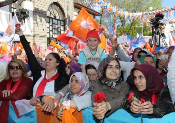Foto - Ahmet Davutoğlu Türkiye'yi il il gezdi