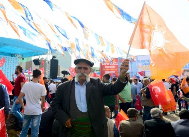 Foto - Ahmet Davutoğlu Türkiye'yi il il gezdi