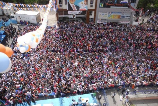 Foto - Ahmet Davutoğlu Türkiye'yi il il gezdi