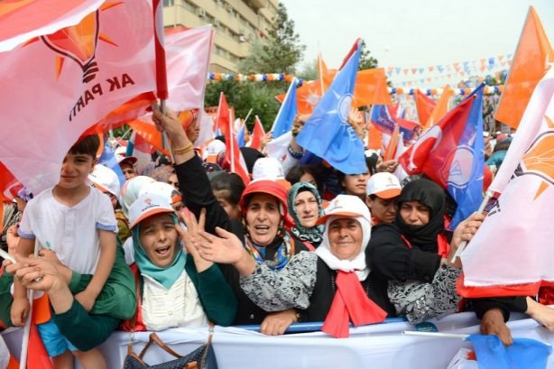Foto - Ahmet Davutoğlu Türkiye'yi il il gezdi