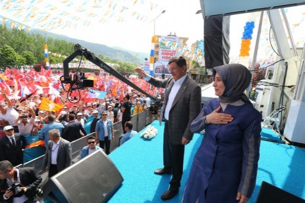Foto - Ahmet Davutoğlu Türkiye'yi il il gezdi