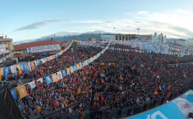 Foto - Ahmet Davutoğlu Türkiye'yi il il gezdi