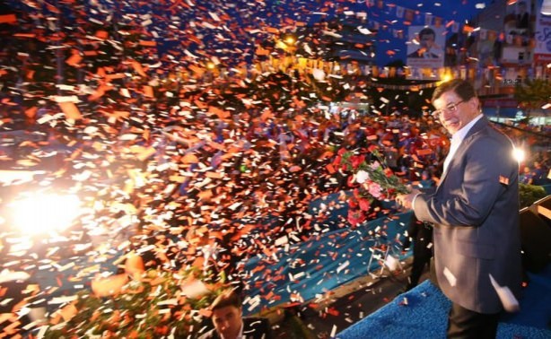 Foto - Ahmet Davutoğlu Türkiye'yi il il gezdi