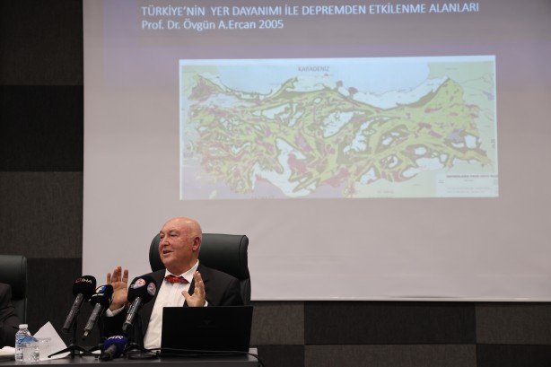 Foto - Ahmet Ercan açık açık söyledi! O ilçede deprem bekleniyor! Eyvah ki ne eyvah...