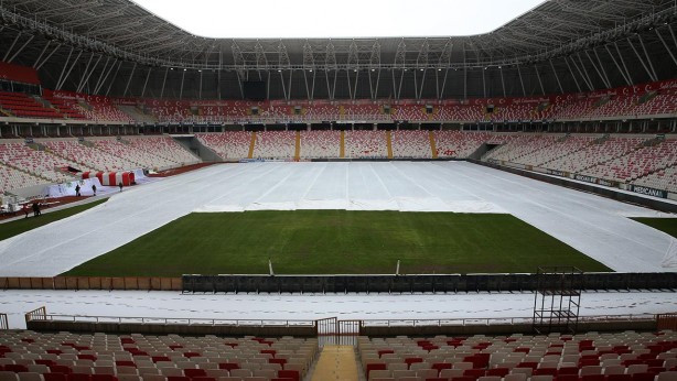 Foto - Ahmet Ercan tek tek not verdi! İşte en riskli ve en sağlam stadyum... Liste 'eyvah eyvah' dedirtecek