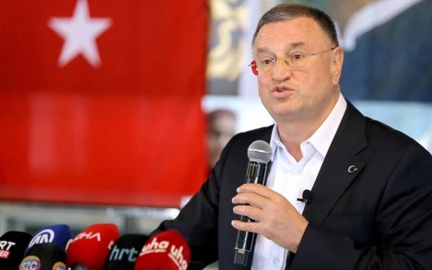 Foto - Ahmet Hakan kafayı ona taktı: Hiç tınmadı! Zerre takmadı! "Yetti artık" noktasının iki bin kilometre yakınına bile yanaşmadı