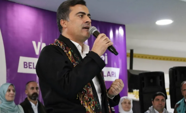 Foto - Ahmet Hakan resmen çılgına döndü! Bu işte bir garabet yok mu? Tüm ülkeyi en çirkin şekilde… 