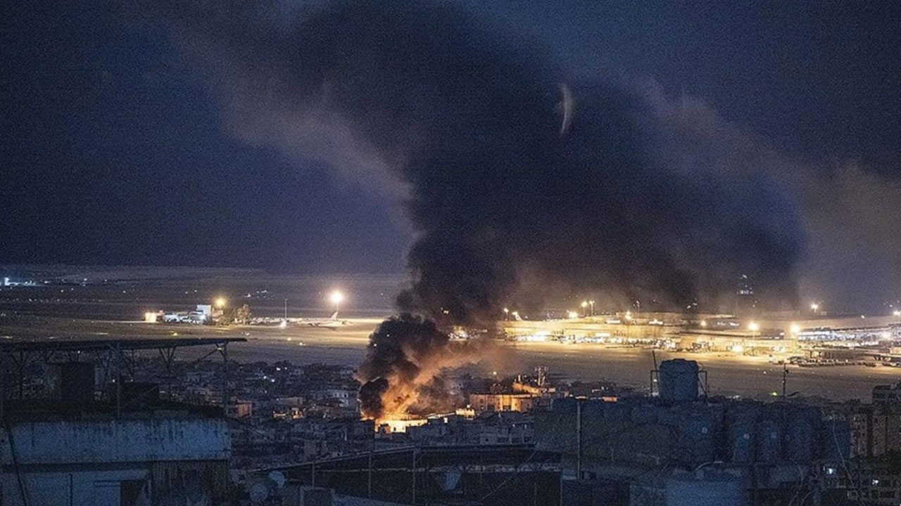Foto - Ahmet Hakan tarafını belli etti: İran'ı beğenmiyorum, kendime yakın göremiyorum ama...