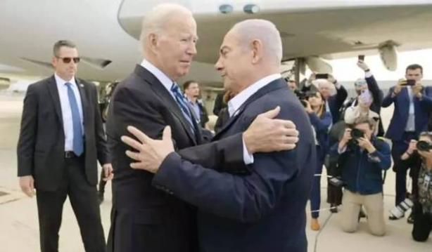 Foto - Ahmet Hakan, tokat manyağı yaptı! Allah ne verdiyse, sağlı-sollu girişti 