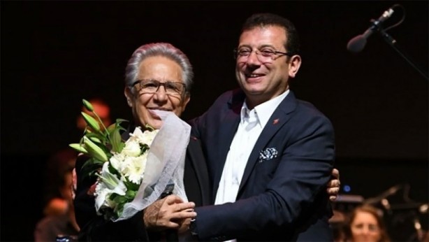 Foto - Ahmet Hakan vurdu, gol oldu! Topu tam 90’a taktı! Zülfü Livaneli artık sittin sene insan içine çıkamaz