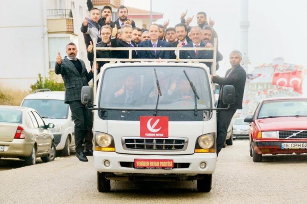 Foto - Ahmet Hakan’dan Fatih Erbakan’a olay gönderme! GDO’lu, artistik, baştan sona rol 