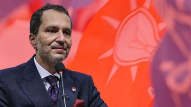 Foto - Ahmet Hakan’dan Yeniden Refah’la ilgili olay çıkış: "Aman da aman, kimler gelmiş"