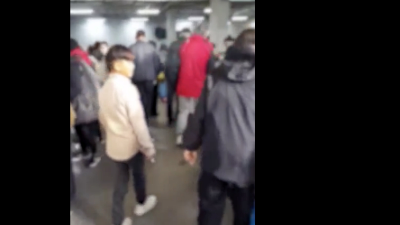 Foto - Ahmet Minguzzi’nin öldürüldüğü pazarda Türkiye’yi ayağa kaldıran görüntüler! Bunlar kime meydan okuyor böyle? 