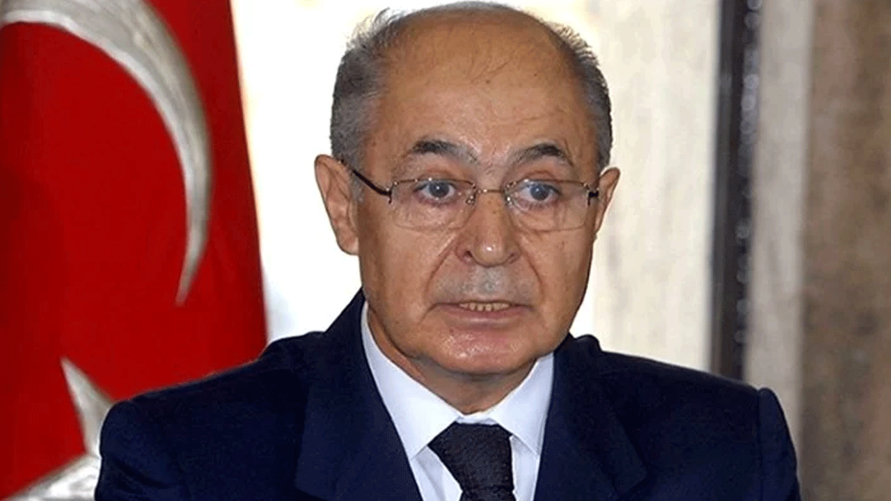 Ahmet Necdet Sezer yıllar sonra ortaya çıktı