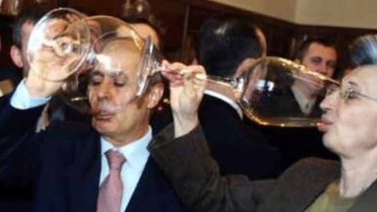 Foto - Ahmet Necdet Sezer yıllar sonra ortaya çıktı