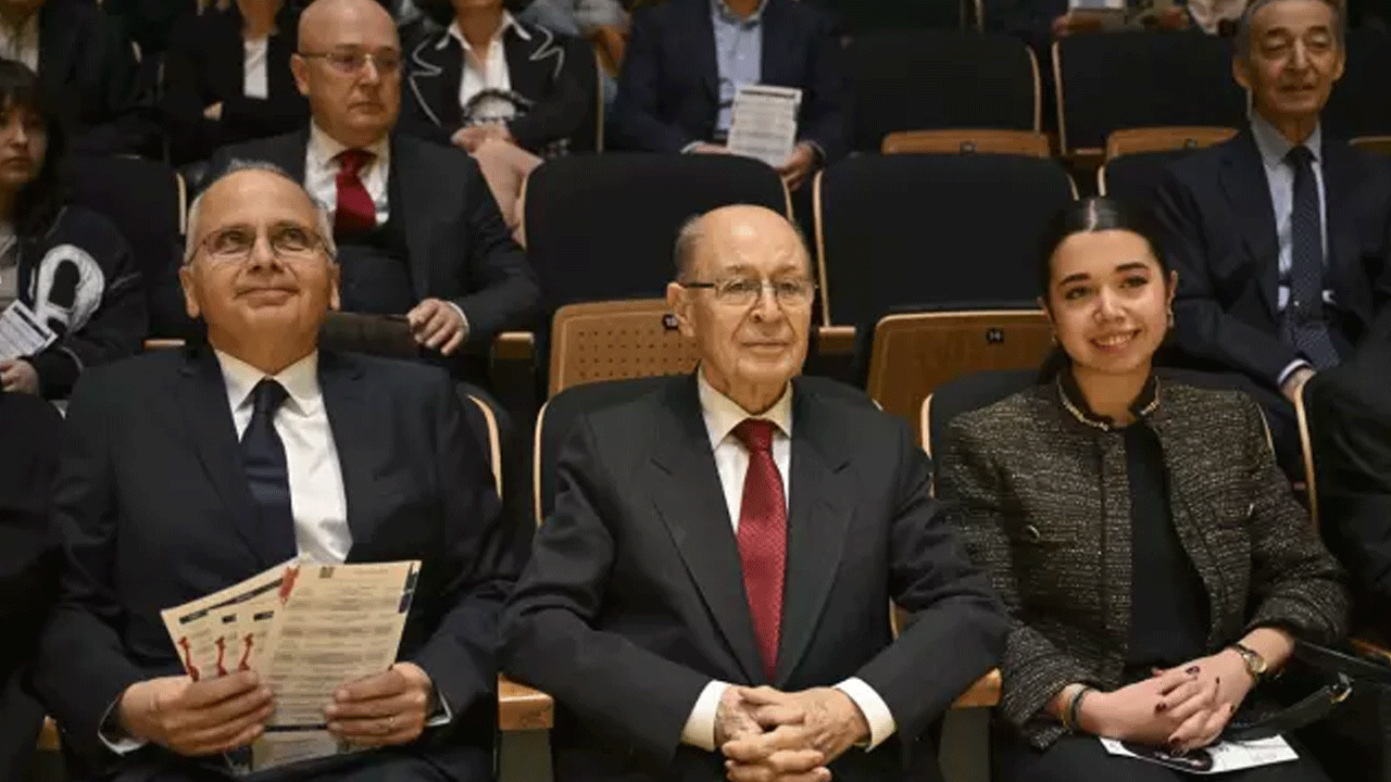 Foto - Ahmet Necdet Sezer yıllar sonra ortaya çıktı