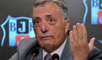 Foto - Ahmet Nur Çebi açtı ağzını yumdu gözünü! Hasan Arat’a veryansın: Büyük kavga çıkacak