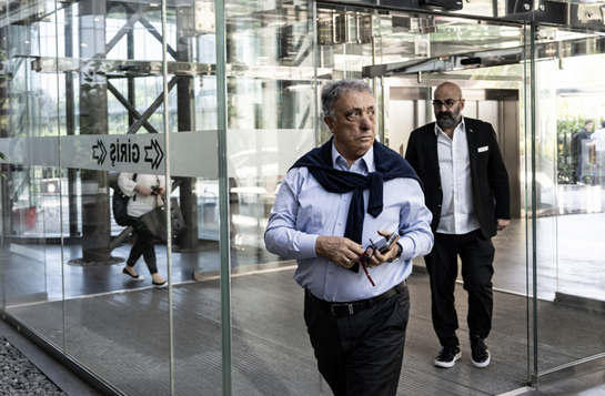 Foto - Ahmet Nur Çebi'den şaşırtan düellosu: Adalı, Arat, Aboubakar ve Burak Yılmaz için çarpıcı sözleri