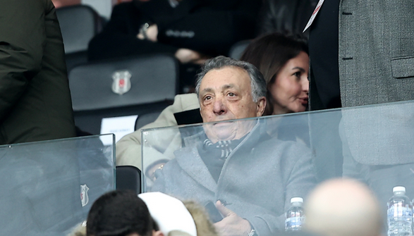 Foto - Ahmet Nur Çebi'den şaşırtan düellosu: Adalı, Arat, Aboubakar ve Burak Yılmaz için çarpıcı sözleri