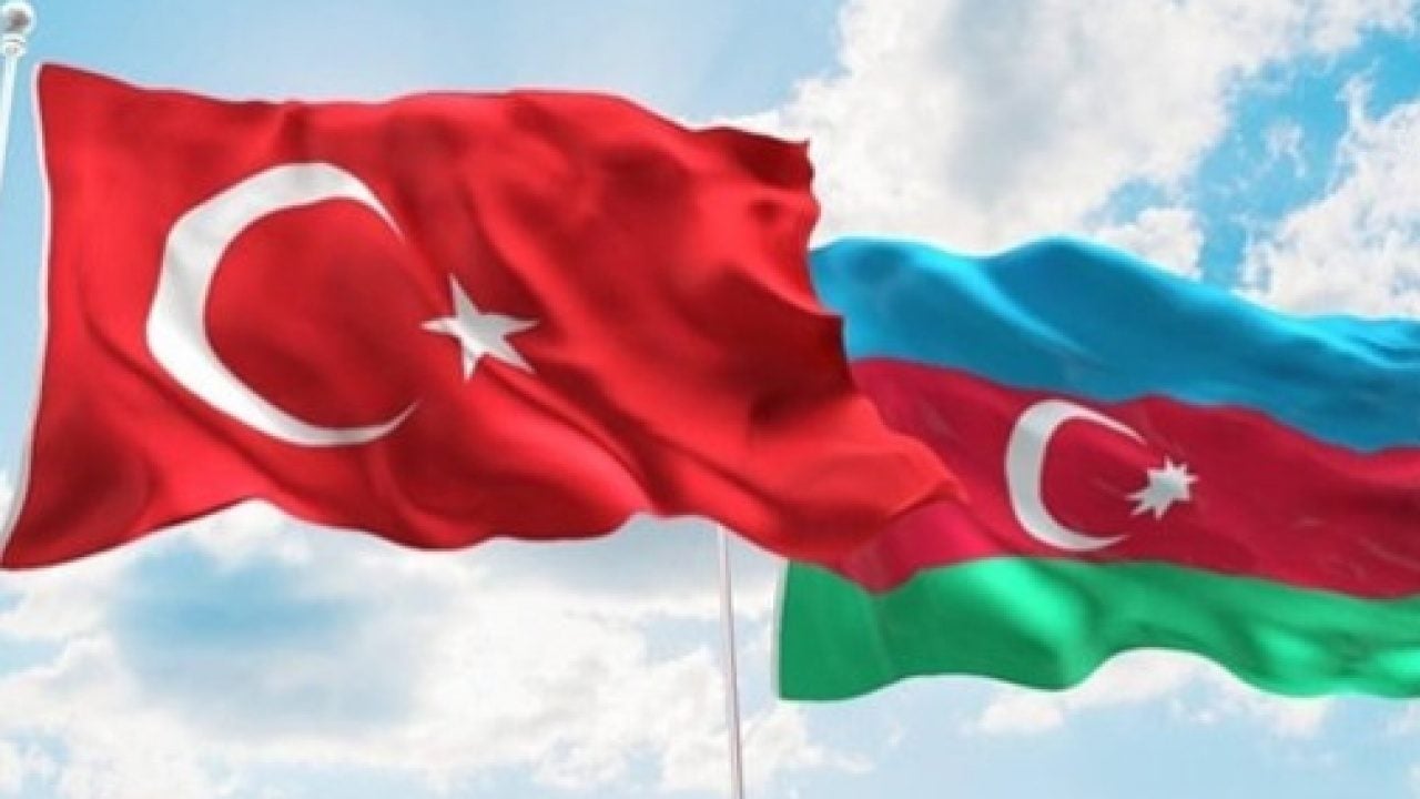 Foto - Ahmet Şimşirgil'den çok konuşulacak sözler: Aliyev'e geçmiş olsun