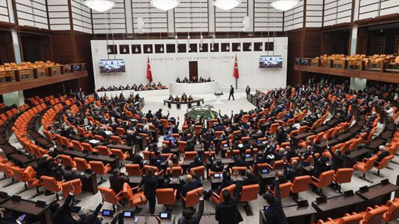 Foto - Ahmet Şimşirgil'den İklim Kanunu uyarısı: Yarın herkesin feryat edeceği felaket bir proje