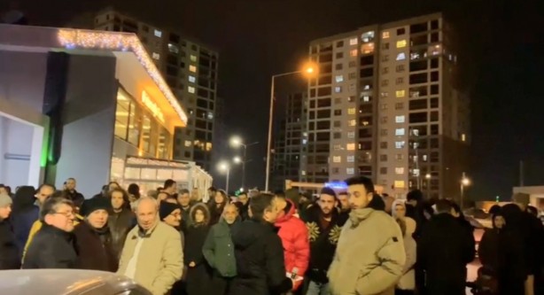 Foto - Aidata yapılan yüzde 153 zam çileden çıkarttı! Fırsatçılar iş başında...