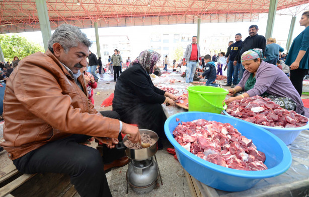 Foto - Aile adına tek bir kurban kesmek yeterli midir?