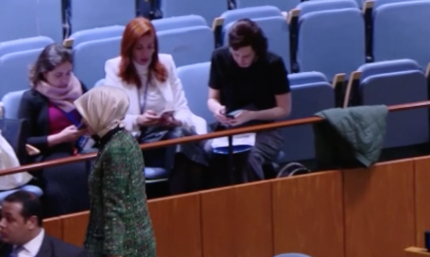 Foto - Aile Bakanı Mahinur Özdemir Göktaş'tan "helal olsun" dedirten İsrail hamlesi! Resmen apışıp kaldılar