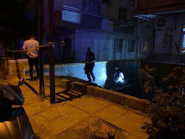 Foto - Aile içi bıçaklı kavga: 2’si kadın 3 yaralı