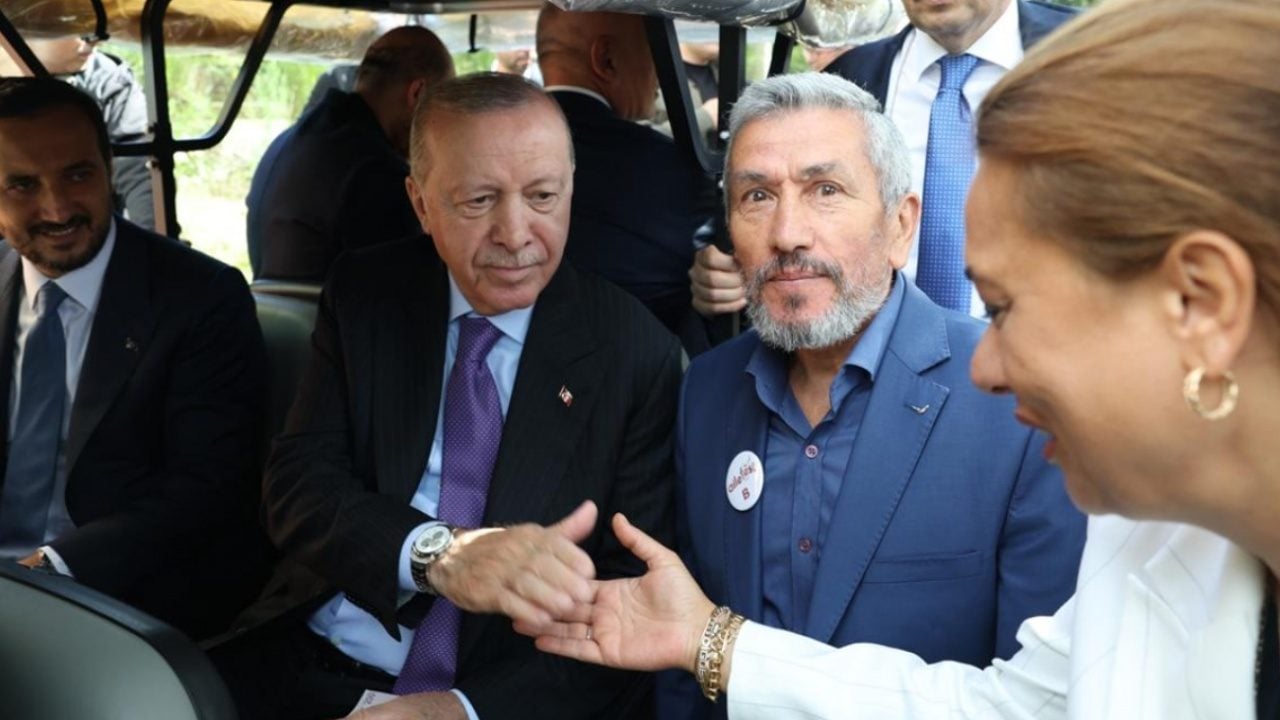 Foto - AileFest alanında Erdoğan rüzgarı: Cumhurbaşkanı Rami'de vatandaşla buluştu