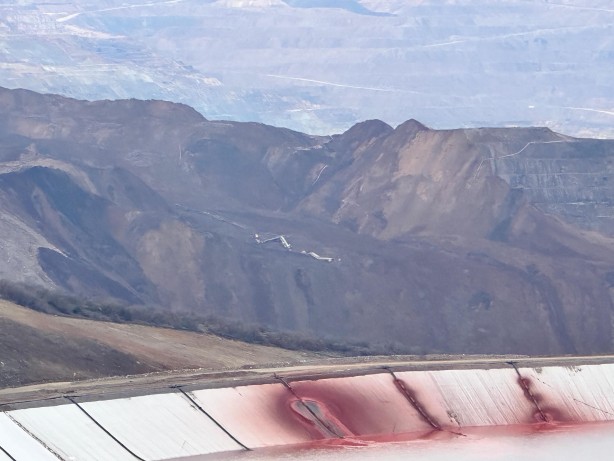 Foto - Ailelerin acılı bekleyişi sürüyor! İliç'de arama kurtarma çalışmalarında 2. gün...