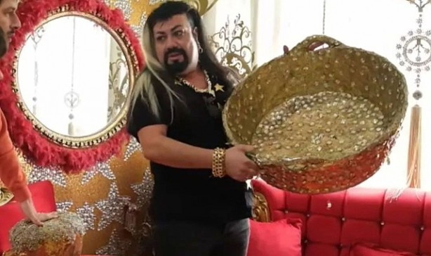 Foto - Ailesi ona tepkili! 'Allah elinden alır' diyen Kobra Murat evlerini kaç paraya kiraya verdiğini açıkladı