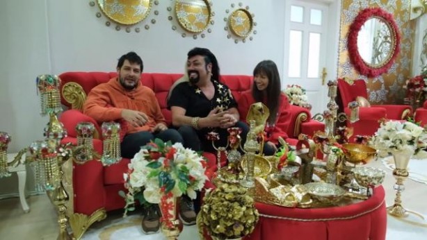 Foto - Ailesi ona tepkili! 'Allah elinden alır' diyen Kobra Murat evlerini kaç paraya kiraya verdiğini açıkladı