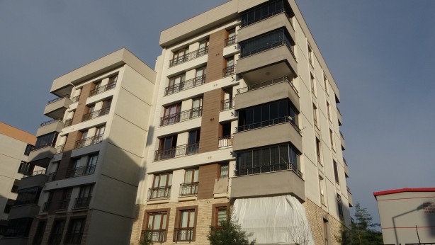 Foto - Ailesine kızdı evi yaktı
