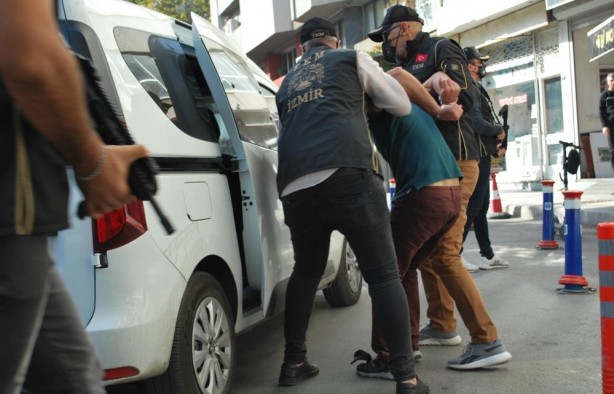 Foto - Ajanslar 'son dakika' geçti! İzmir'deki saldırının da faili çıkan terörist tutuklandı