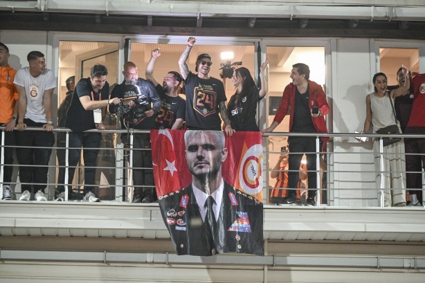 Foto - Ajanslar son dakika kodu ile geçiyor! Süper Lig’de herkes bu transferi konuşacak! Fenerbahçe taraftarının sevgilisi...