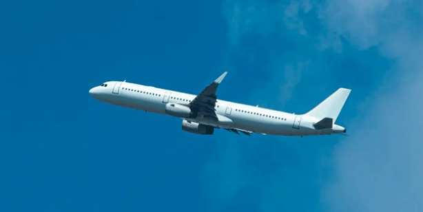 Ajanslar "son dakika" koduyla duyurdu! Yolcu uçağı nehre indi