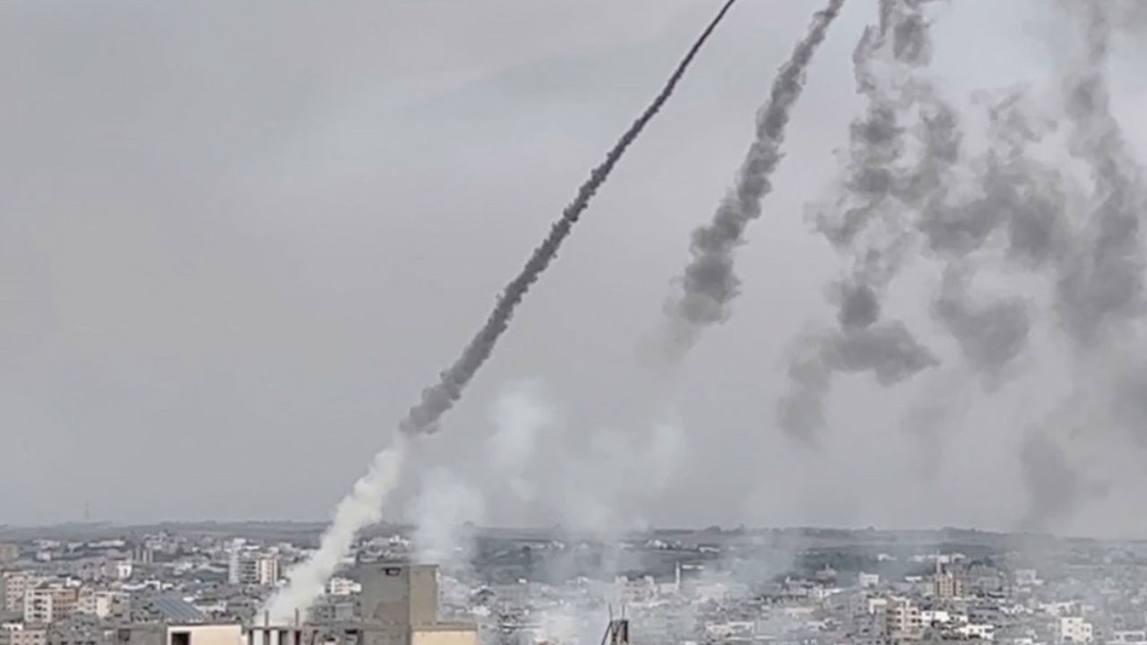 Foto - Ajanslar son dakika koduyla geçiyor! İsrail vuruldu