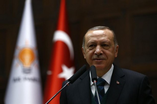 Foto - AK Parti Grup Toplantısında koşup Cumhurbaşkanı Erdoğan'a sarıldılar