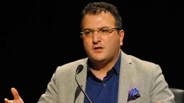 Foto - AK Parti Grup Toplantısı’nda yaşanan hadise Cem Küçük’ü çıldırttı: Ya bir susun