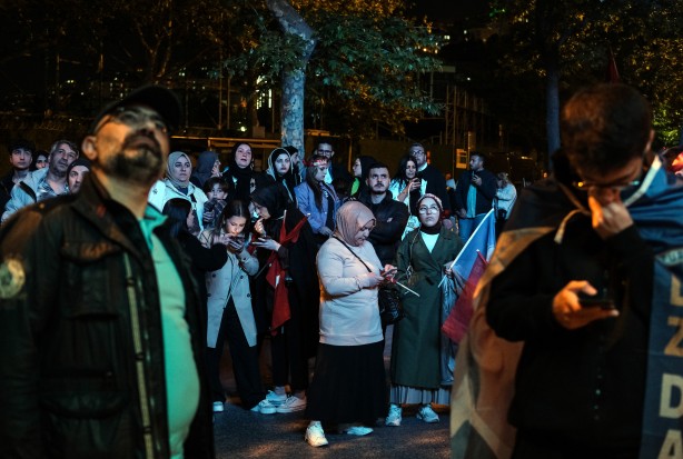 Foto - AK Parti İl Başkanlığında vatandaşların heyecanlı bekleyişi sürüyor