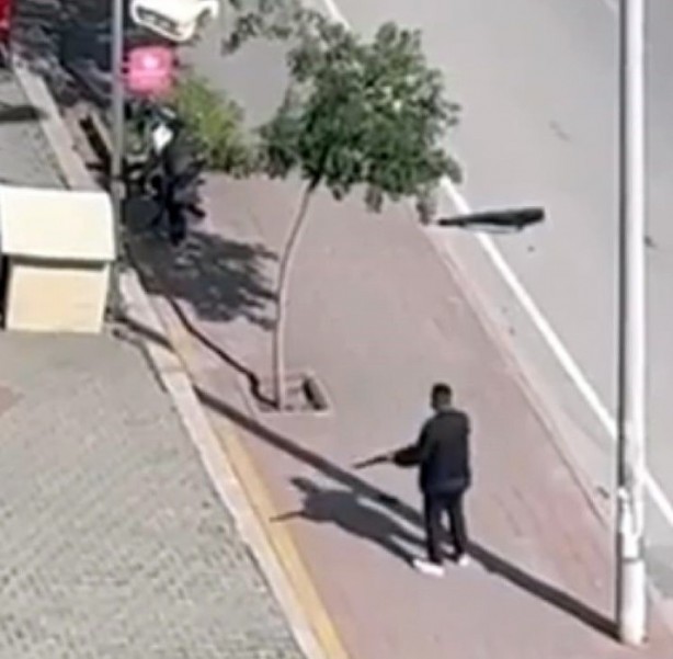 Foto - AK Parti ilçe başkanlığına 14 el ateş eden saldırgan böyle yakalandı! 