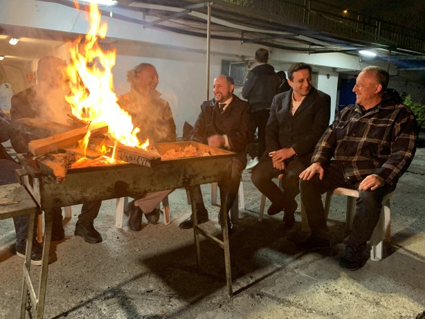 Foto - AK Parti İstanbul 2. Bölge Milletvekili adayı İsmail Emrah Karayel Yenikapı’da balıkçılar ile bir araya geldi