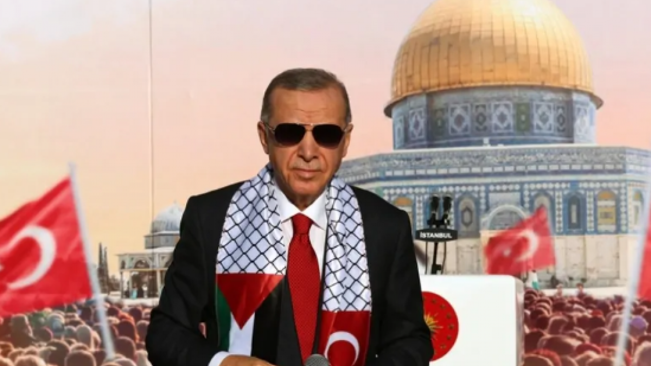 Foto - AK Parti Sözcüsü Çelik'ten Özgür Özel'e sert tepki! "Cumhurbaşkanımıza her saldırısı, CHP’nin skandalları örtme gayretidir"