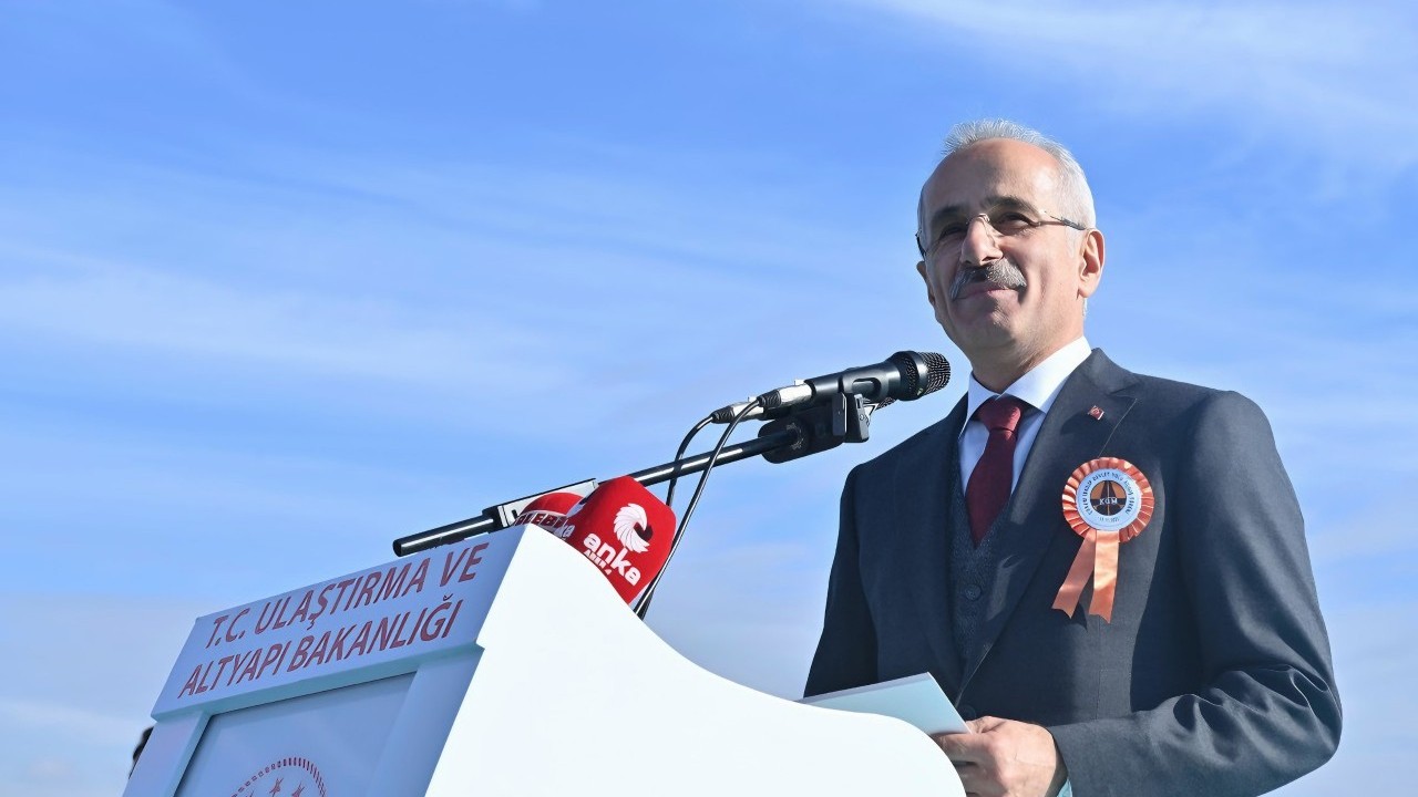 Foto - AK Parti yüzünden millet aç aç öyle mi hokkabazlar? İşte nüfusa göre bin kişi başına düşen araç sayısı