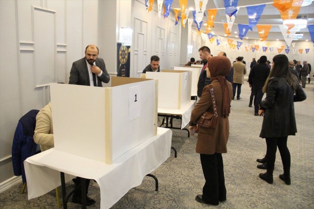 Foto - AK Parti'de temayül yoklaması bitti! İstanbul, Ankara ve İzmir’de sandıktan o isimler çıktı! Selçuk Bayraktar sürprizi olay oldu! İşte il il sonuçlar