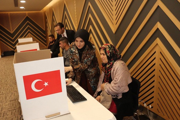 Foto - AK Parti'de temayül yoklaması bitti! İstanbul, Ankara ve İzmir’de sandıktan o isimler çıktı! Selçuk Bayraktar sürprizi olay oldu! İşte il il sonuçlar