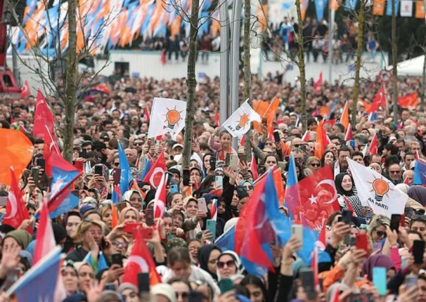 Foto - Ak Parti’de Yol haritası! Araştırma devam ediyor
