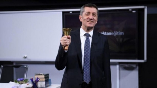 Foto - AK Parti'den Ankara bombası! Olay iddia: Eski bakan ikna edildi