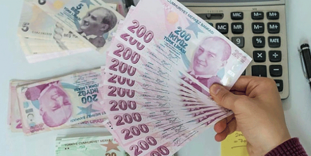 Foto - AK Parti'den bir güzellik daha! Maaşlar farklı yatacak